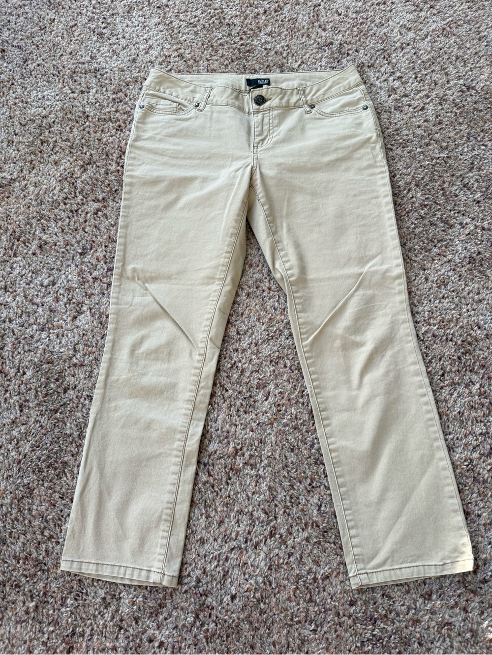 a.n.a Women's Khaki Beige Capris